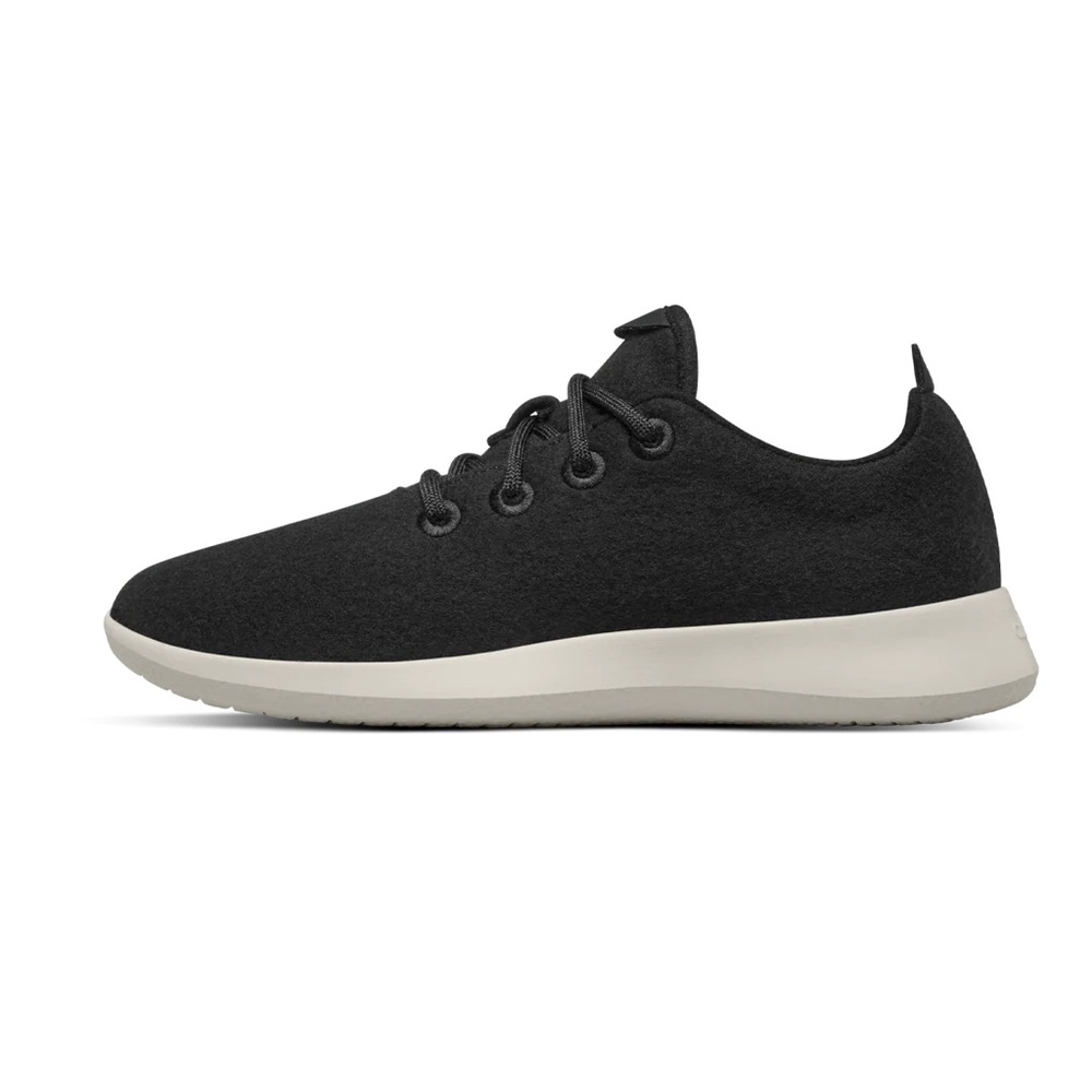 Allbirds Women’s Wool Runner True Black with Cream Sole Size 7